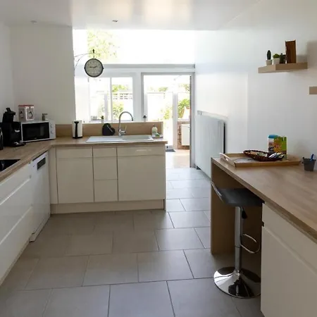 Maison 6 Personnes Avec Jardin Et Veranda 